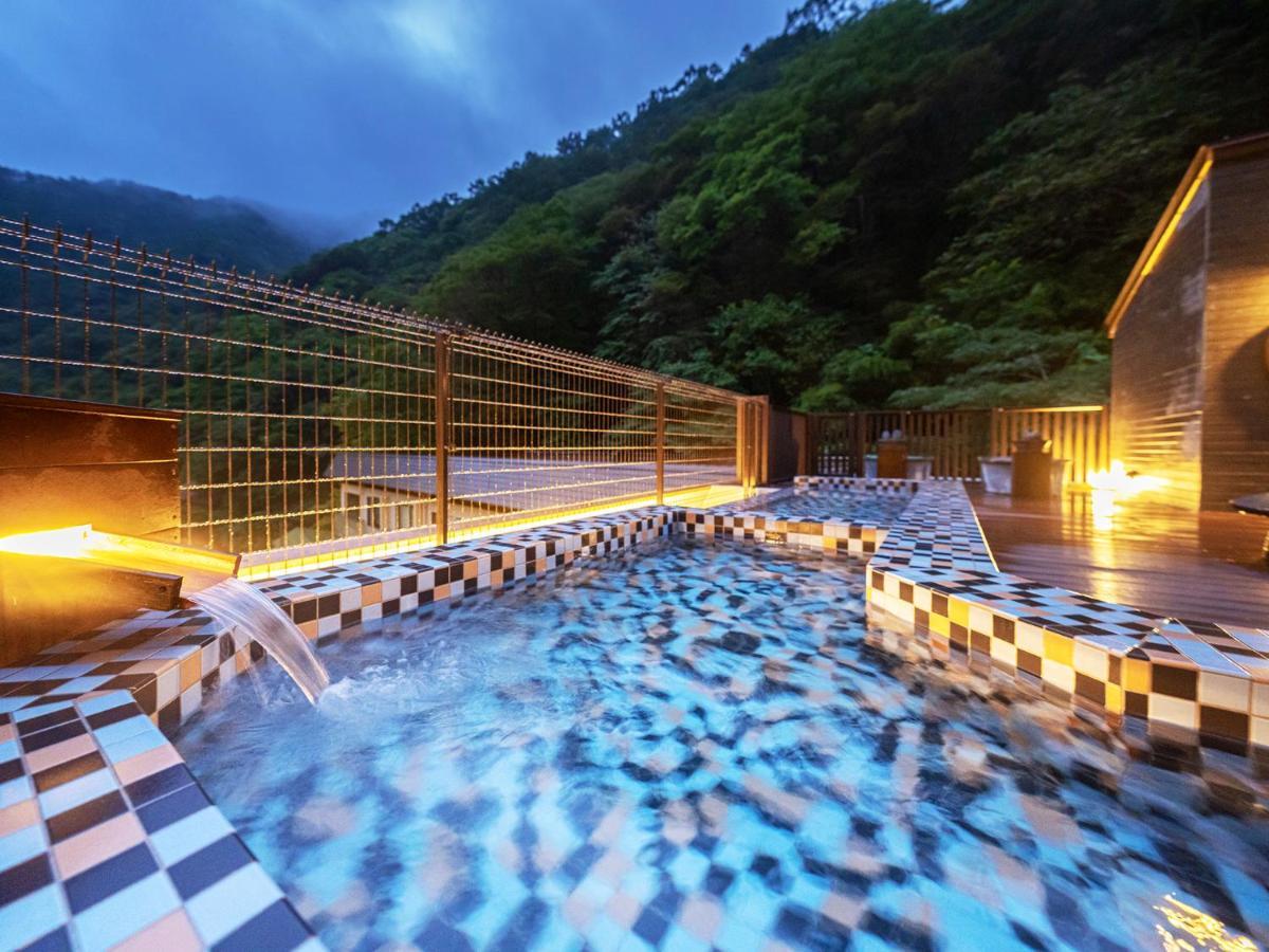 Hakkei Hotel Maniva Kültér fotó